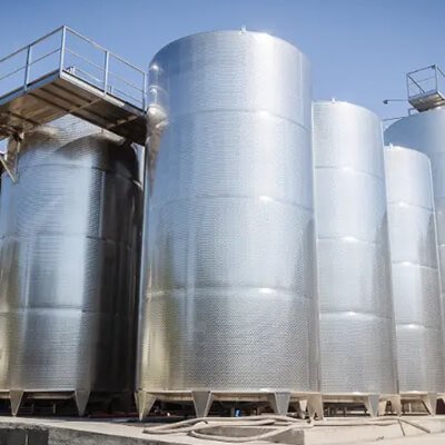 Das neue Ostoros Lager mit 6000 Liter Fassungsverm&ouml;gen