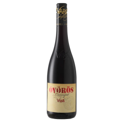 Varga Óvörös Barrique Cuvee szaraz Merlot Cabernet Sauvignon Kekfrankos aus Ungarn.